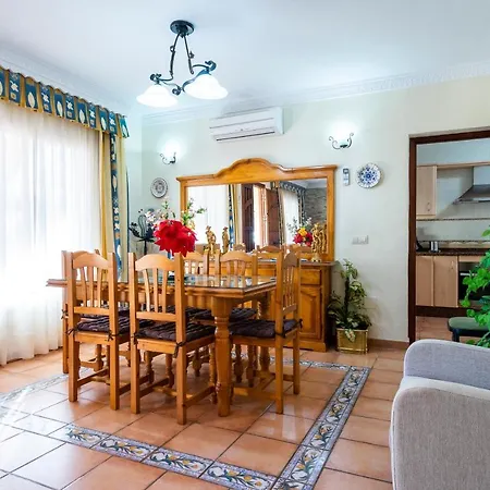 Lola By Solset Nerja
